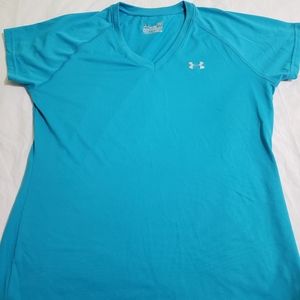 Under armour semi fitted v-neck